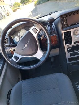Chrysler grand voyager 2,8 CRD automat - 8