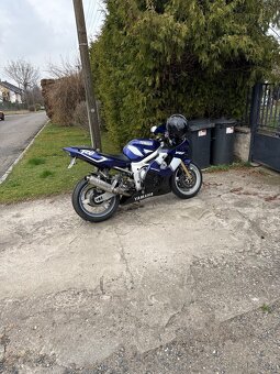 Yamaha R6 2002 - 8
