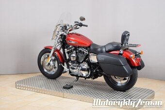Harley-Davidson XL 1200C Sportster Custom 2013 - 8