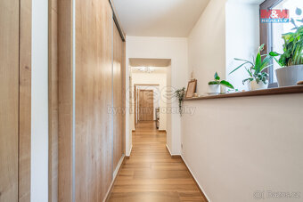 Prodej rodinného domu 5+kk, 220 m², Žižice - 8