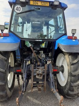 Prodám kolový traktor New Holland TS 100 - 8