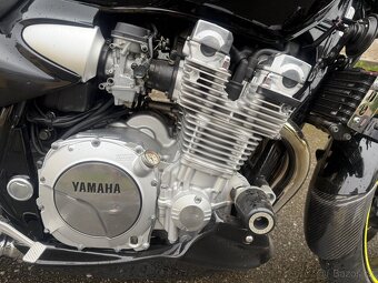 Yamaha XJR 1300 - 8