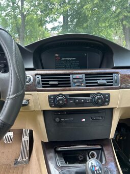 BMW E90 320D 2,0 diesel 120kw rok 2005 - 8