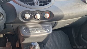 Renault Twingo 1.2i 55Kw Klima,Centrál na DO,Zimáky TOP - 8