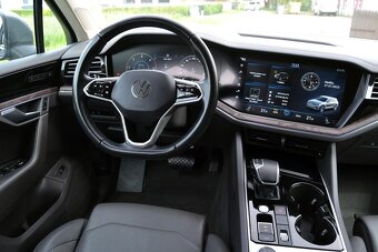 Volkswagen Touareg 3.0 TDI V6 170kW 4MOTION Tiptronic Navi - 8