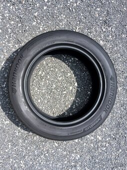Pěkné letní pneu Hankook 215/55/17 vzorek 7mm - 8