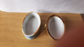 Porcelánové kořenky, polévková mísa, cukřenka - 8