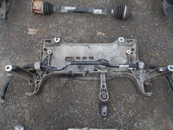 Díly podvozku VW Passat B7 - 8