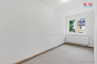 Prodej bytu 3+1, 70 m², Nový Bor, ul. Sloupská - 8
