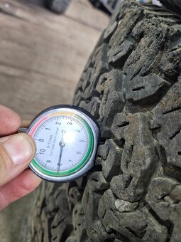 Sada pneu vzor BfGoodrich A/T, 205/70/15- 5 ks - 8