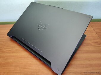 Kovový TuF,Ryzen 7-7435hs-4,5 GHz,RTX-4-Gen-140w-Mux,DDR5,1T - 8