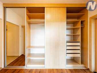 Prodej bytu 3+1+balkón, 74 m2, Sídliště SNP, Lhenice - 8