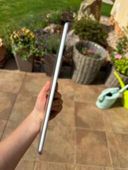 Ipad 6th Generation - 8