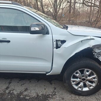 Ford Ranger Wildtrak 3.2 TDCI Dkab. dovoz Švýcarsko - 8