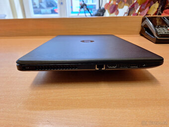 HP 15-ra070nc - WIN11, CPU 2x2.48GHz, 8GB RAM, 250GB SSD - 8