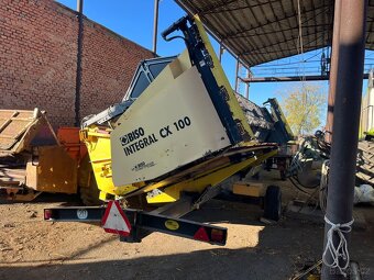 Kombajn New Holland TX 66 - 8