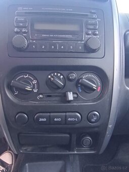 Suzuki Jimny, 1.3/63kW, benzin, 4x4 - 8