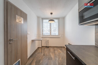Prodej bytu 3+1, 80 m², Praha, ul. Bellušova - 8