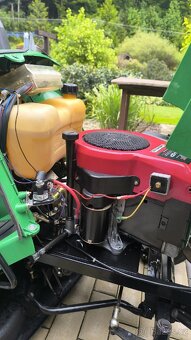 Zahradní traktor Castelgarden 13 HP - 8
