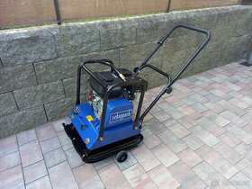 Půjčovna minibagrů, dumperů a techniky - 15 minut od Brna - 8