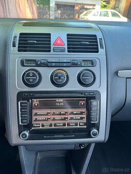 Vw Touran 2.0 TDI (BMM,103 kW ) - 8