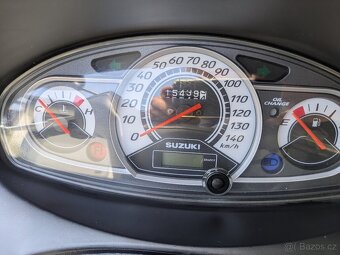 Suzuki Burgman 125 - 8