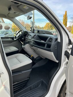 VW T6 2.0 TDI Sanitní vůz DSG - 4x4 - 8