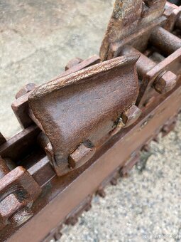 Rýhovač Ditch Witch RT80 QUAD - 8