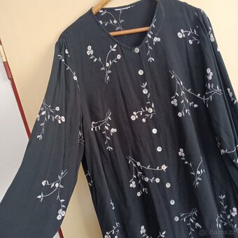 Dámské oblečení různé - 8