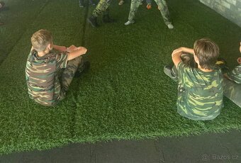 UMĚLÝ TRÁVNÍK TRÁVA KRYTINA PODLAHA PRODEJ ROLE - 8