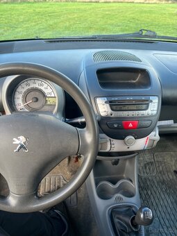 Peugeot 107 1.0i 50kw 2006 100 tis najeto stk 4/27 - 8