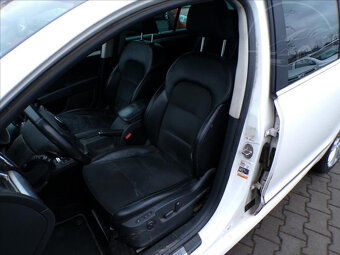 Škoda Superb 2,0 TSI 147kW CZ DSG ELEGANCE - 8