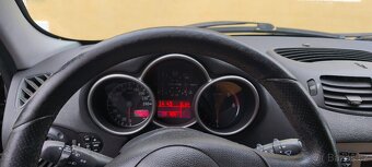 Alfa Romeo 147 1,9 JTD - 8