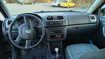 Škoda Fabia II černá 2009 - 8