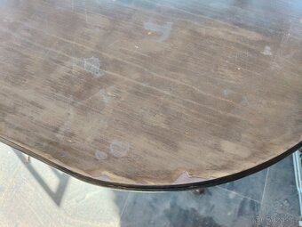 Oválný jídelní stůl - 8