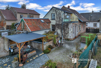 Prodej rodinného domu 112 m², pozemek 1 401 m² - 8