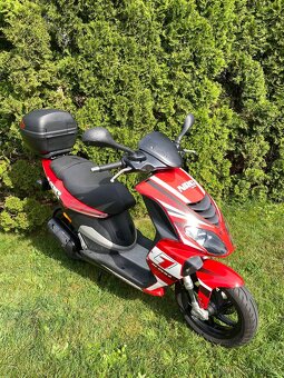 Skútr Piaggio NRG 50 - 8