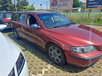 Volvo V 70 2,4 TD 2002 kombi automat - 8