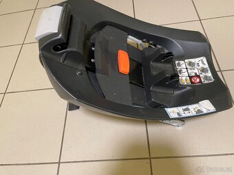 Autosedačka vajíčko Cybex aton 5 s adaptery na Tug 2 a mimi - 8