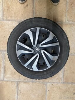 Zimní pneu 165/70/14 - 8