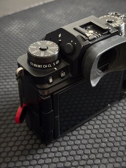 Fujifilm X-T4 + 27mm f2.8 + 16-80mm f4 - 8