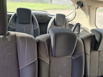 Nabízím Renault Grand Scenic 1,9dci najeto 313000km 7 míst - 8