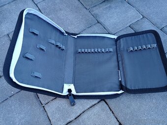 Aktovka a penál - 8