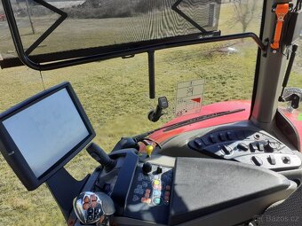 Magnum 340 RowTrac - 8