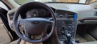 Volvo V70 - 8