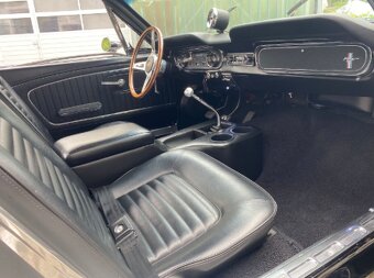 Ford Mustang Fastback GT350H Tribute - 8