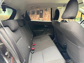 Toyota Yaris Hybrid 1.5i 55KW r.v. 9/2012Automat, Nová STK - 8