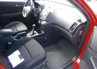 Hyundai i30 1.4i 80kw,CZ benzín manuál 80 kw - 8