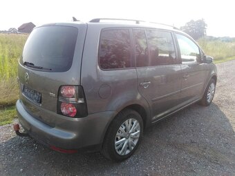 VW TOURAN 1,9 TDi RV 2010,,, NAFTA 77 KW S TAŽNÝM 6. KVALT - 8