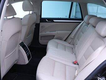 Škoda Superb 2,0 TDI 125kW Elegance 4x4 CZ (2013) - 8